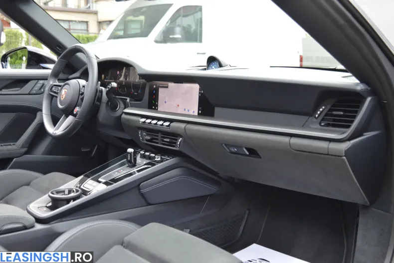 Porsche 911 din 2025 cu 13.000 km - oferta POR232631 - foto 6