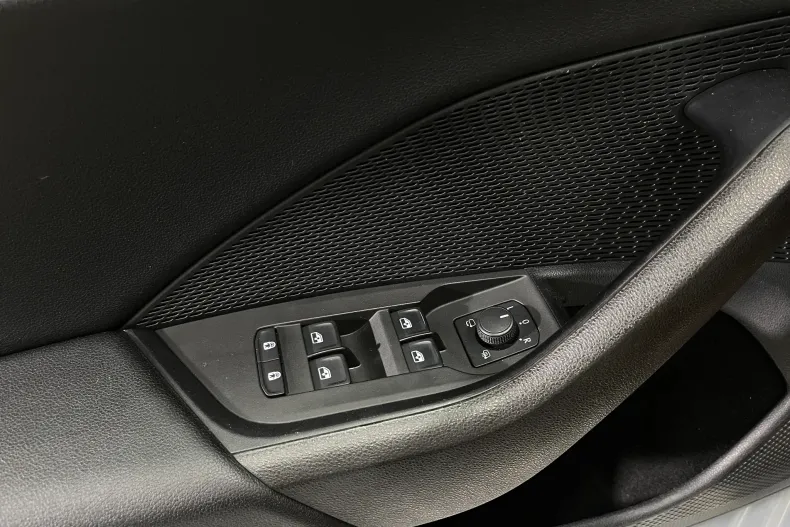 Skoda Octavia din 2022 cu 50.234 km - oferta SKO232632 - foto 21