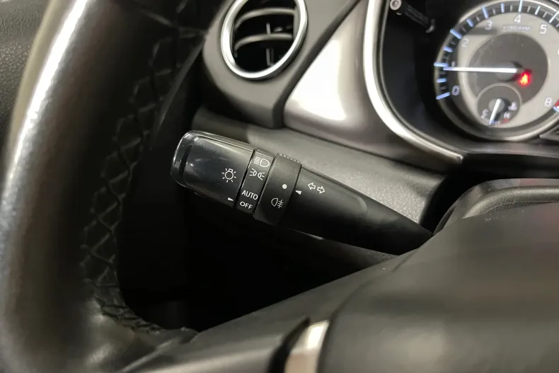 Suzuki Vitara din 2021 cu 95.680 km - oferta SUZ232635 - foto 20