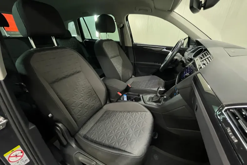 Volkswagen Tiguan din 2023 cu 67.900 km - oferta VOL232636 - foto 10