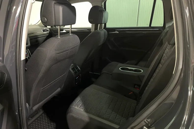 Volkswagen Tiguan din 2023 cu 67.900 km - oferta VOL232636 - foto 11