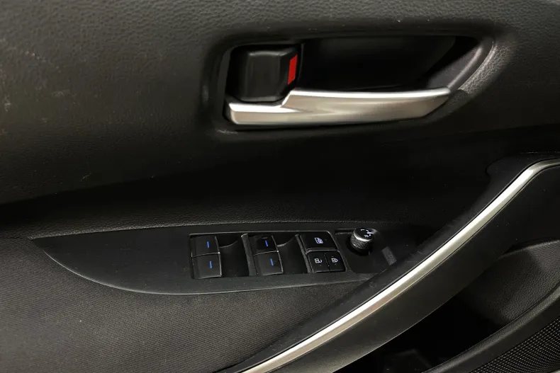 Toyota Corolla din 2022 cu 64.637 km - oferta TOY232639 - foto 18