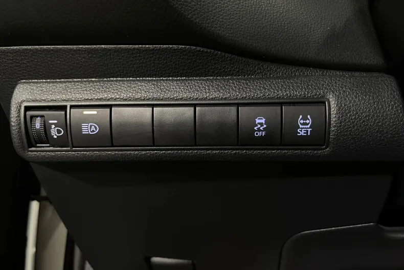 Toyota Corolla din 2022 cu 64.637 km - oferta TOY232639 - foto 19