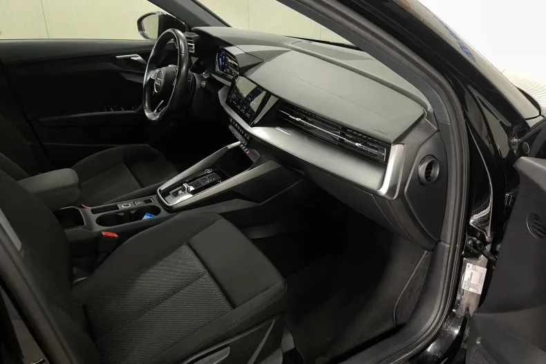 Audi A3 din 2022 cu 175.398 km - oferta AUD232642 - foto 9
