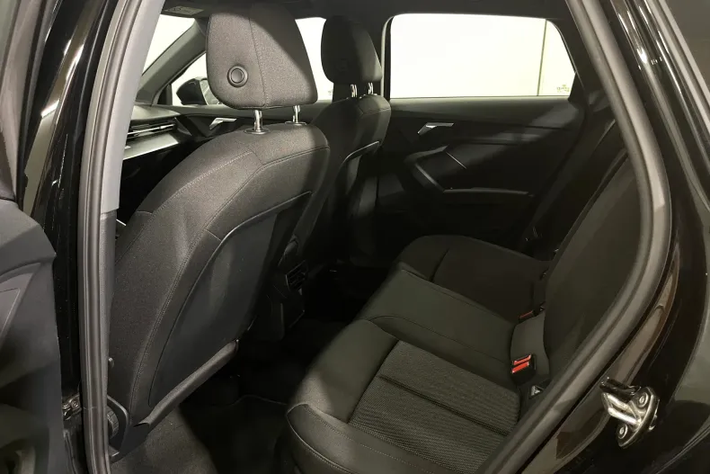 Audi A3 din 2022 cu 175.398 km - oferta AUD232642 - foto 11