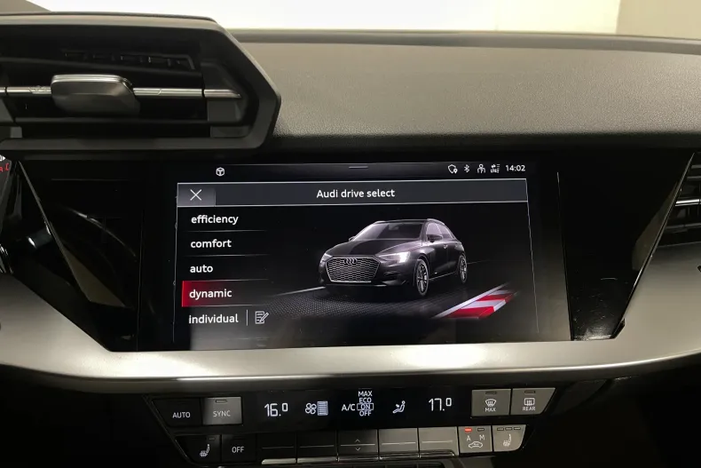 Audi A3 din 2022 cu 175.398 km - oferta AUD232642 - foto 13