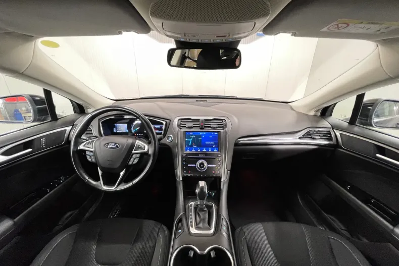 Ford Mondeo din 2022 cu 82.056 km - oferta FOR232645 - foto 7