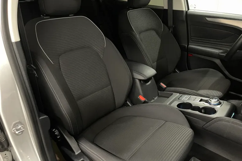 Ford Focus din 2021 cu 125.224 km - oferta FOR232647 - foto 9
