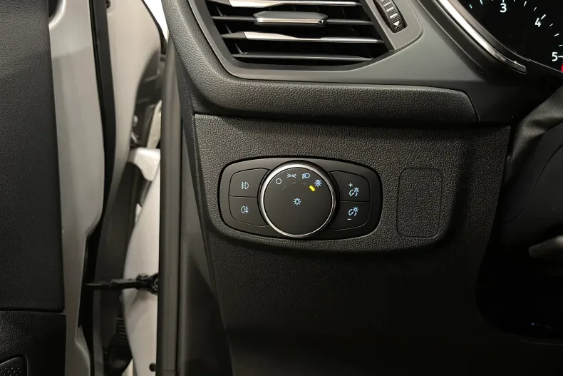 Ford Focus din 2021 cu 125.224 km - oferta FOR232647 - foto 25