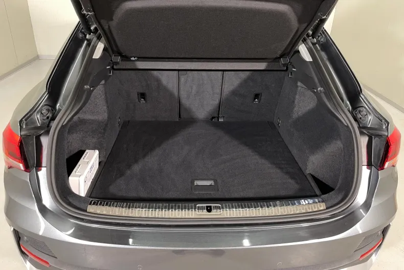 Audi Q3 din 2022 cu 50.128 km - oferta AUD232650 - foto 12