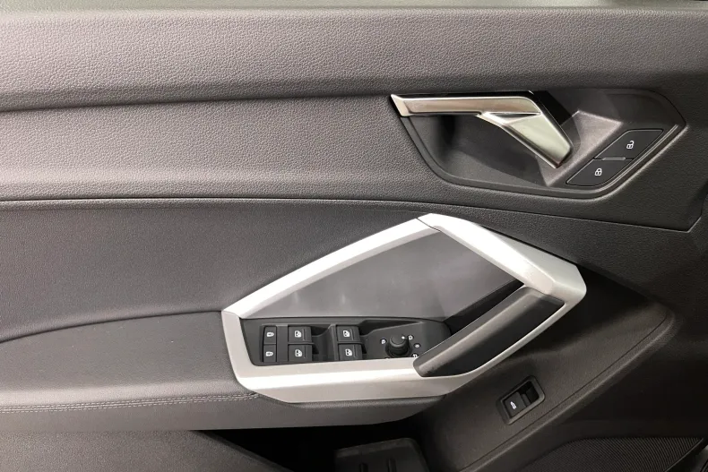 Audi Q3 din 2022 cu 50.128 km - oferta AUD232650 - foto 28