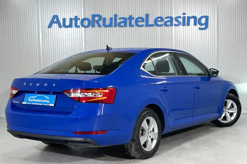 Skoda Superb din 2022 cu 76.406 km - oferta SKO232652 - foto 3