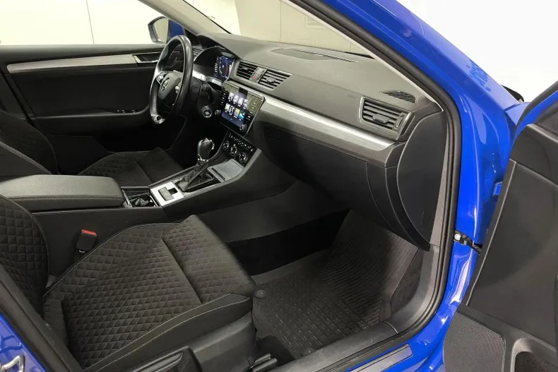 Skoda Superb din 2022 cu 76.406 km - oferta SKO232652 - foto 9