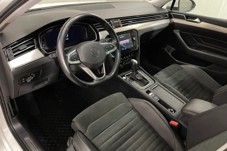 Volkswagen Passat din 2021 cu 163.799 km - oferta VOL232654 - foto 5