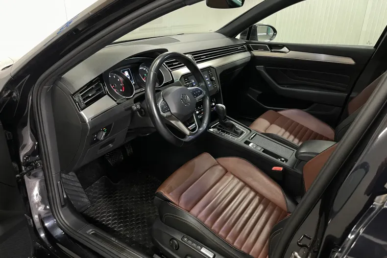 Volkswagen Passat din 2021 cu 78.361 km - oferta VOL232656 - foto 5