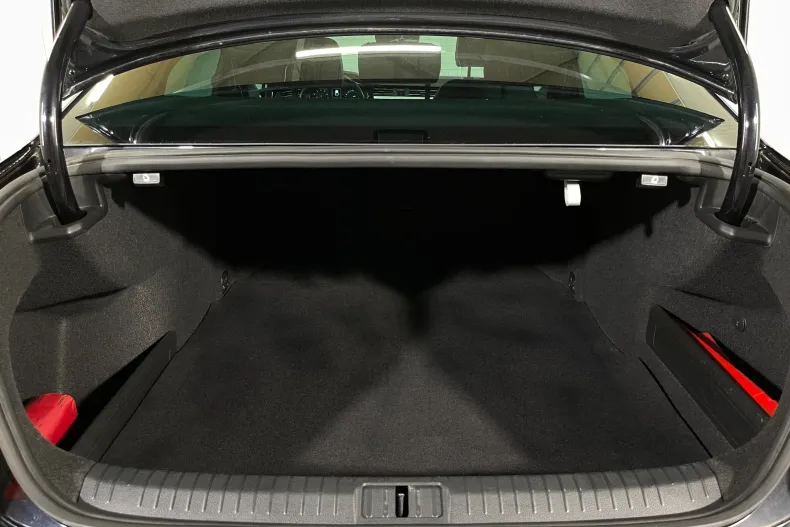 Volkswagen Passat din 2021 cu 78.361 km - oferta VOL232656 - foto 12