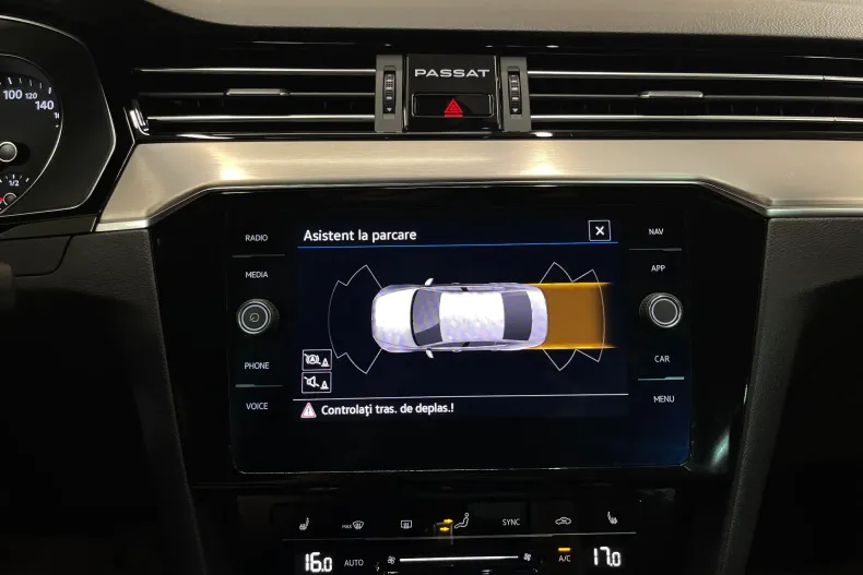 Volkswagen Passat din 2021 cu 78.361 km - oferta VOL232656 - foto 13