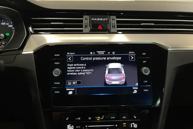 Volkswagen Passat din 2021 cu 78.361 km - oferta VOL232656 - foto 17