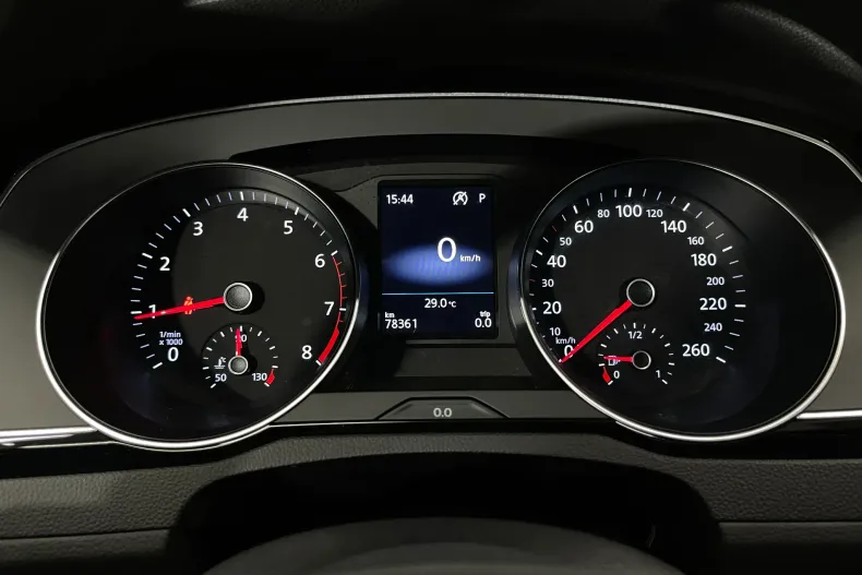 Volkswagen Passat din 2021 cu 78.361 km - oferta VOL232656 - foto 27