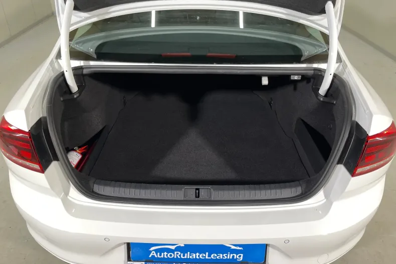 Volkswagen Passat din 2022 cu 63.789 km - oferta VOL232658 - foto 12