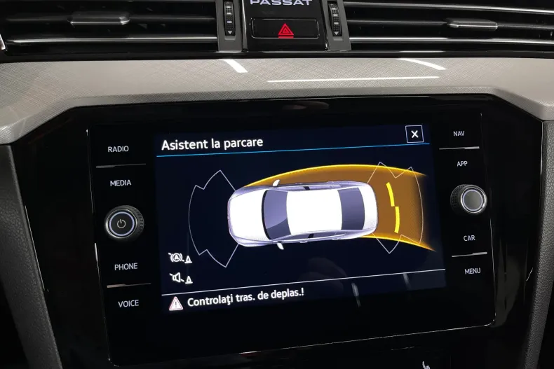 Volkswagen Passat din 2022 cu 63.789 km - oferta VOL232658 - foto 14