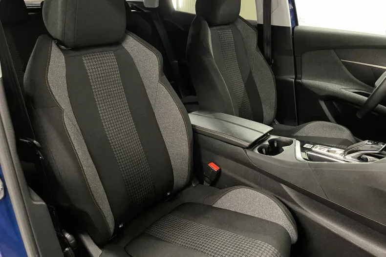 Peugeot 3008 din 2020 cu 70.709 km - oferta PEU232659 - foto 9