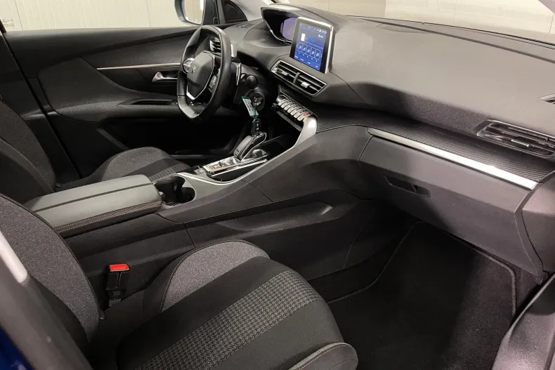 Peugeot 3008 din 2020 cu 70.709 km - oferta PEU232659 - foto 10