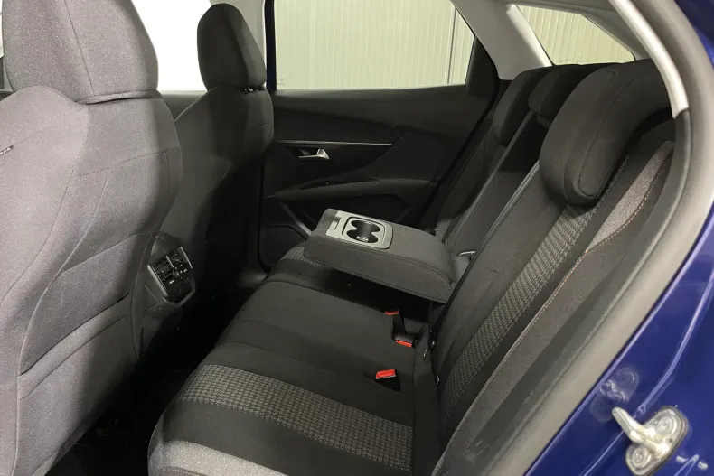 Peugeot 3008 din 2020 cu 70.709 km - oferta PEU232659 - foto 11