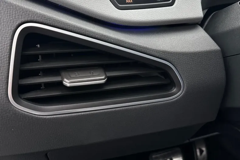 Volkswagen ID.3 din 2021 cu 119.000 km - oferta VOL232678 - foto 27