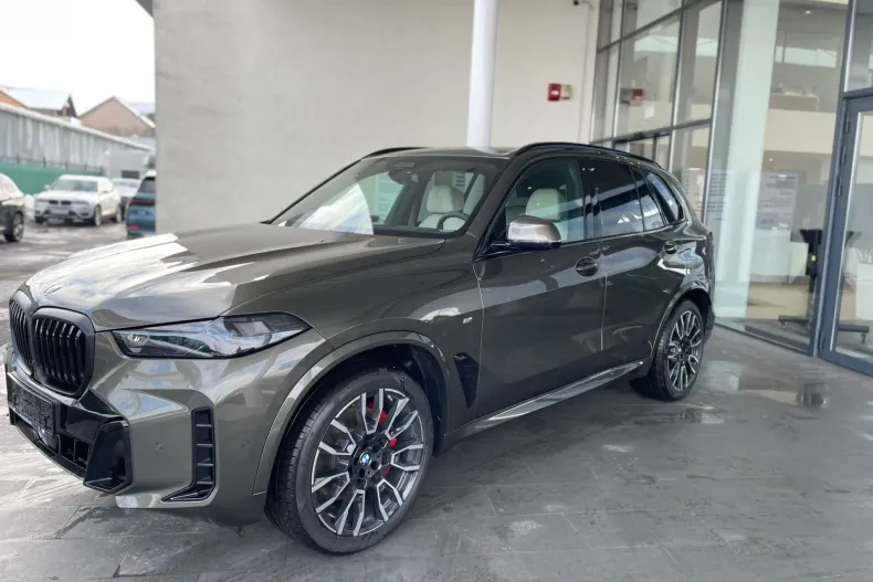 BMW X5 (Seria X) din 2025 cu 4.000 km - oferta BMW232679 - foto 1