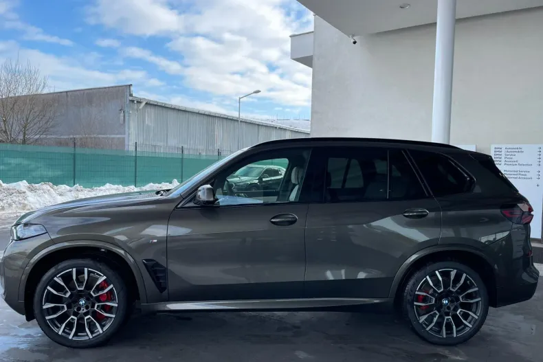 BMW X5 (Seria X) din 2025 cu 4.000 km - oferta BMW232679 - foto 3