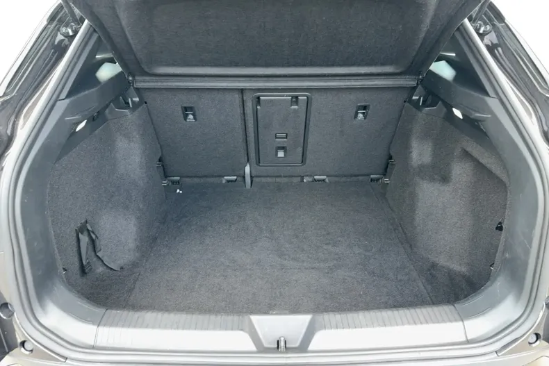 Volkswagen ID.4 din 2022 cu 107.585 km - oferta VOL232680 - foto 31