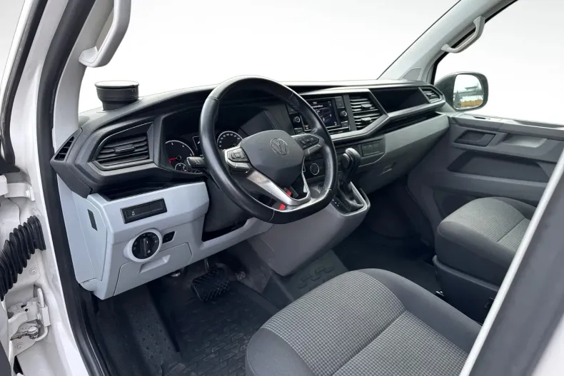 Volkswagen Transporter din 2023 cu 65.060 km - oferta VOL232681 - foto 13