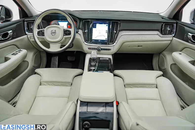 Volvo S60 din 2021 cu 93.000 km - oferta VOL232691 - foto 2