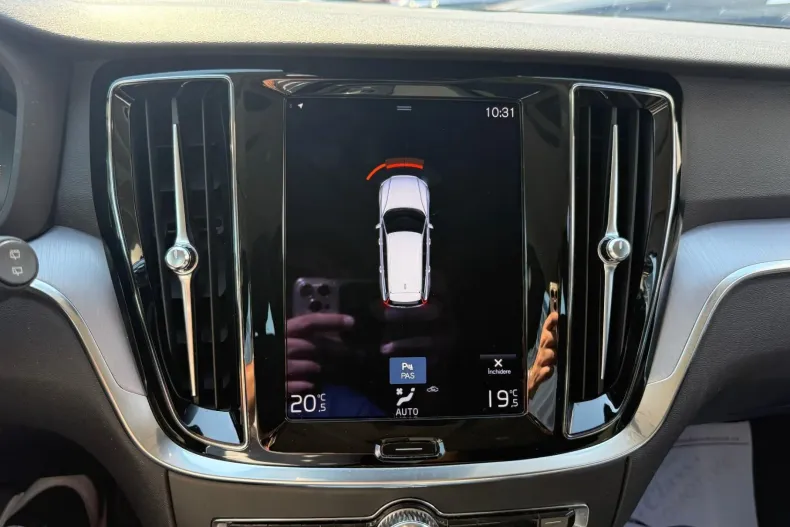 Volvo V60 din 2021 cu 177.698 km - oferta VOL232709 - foto 10