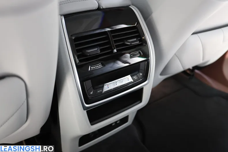 BMW XM (Seria X) din 2025 cu 19.000 km - oferta BMW232715 - foto 28