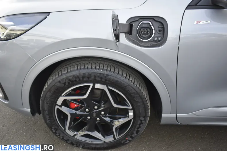 Ford Kuga din 2025 cu 0 km - oferta FOR232718 - foto 6