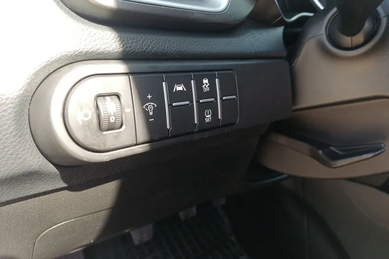 Kia Ceed din 2021 cu 71.760 km - oferta KIA232724 - foto 12