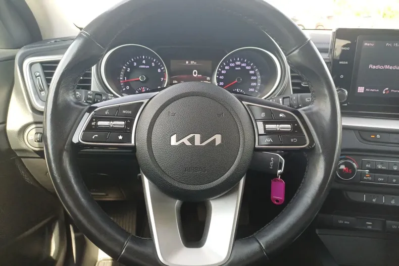 Kia Ceed din 2021 cu 71.760 km - oferta KIA232724 - foto 13