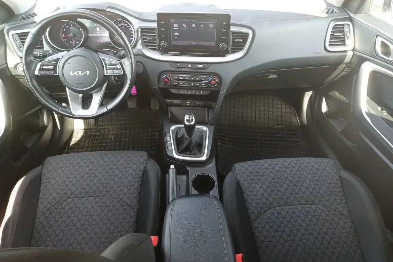 Kia Ceed din 2021 cu 71.760 km - oferta KIA232724 - foto 20