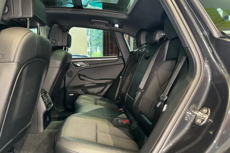 Porsche Macan din 2022 cu 42.041 km - oferta POR232727 - foto 12