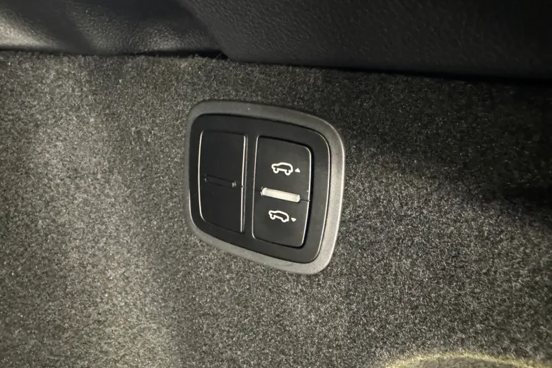 Porsche Macan din 2022 cu 42.041 km - oferta POR232727 - foto 25