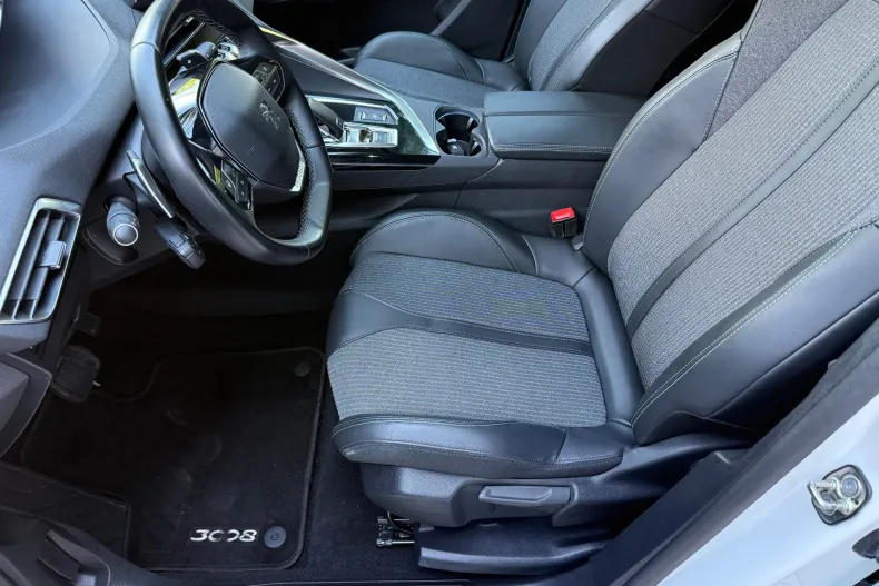 Peugeot 3008 din 2022 cu 142.000 km - oferta PEU232728 - foto 7