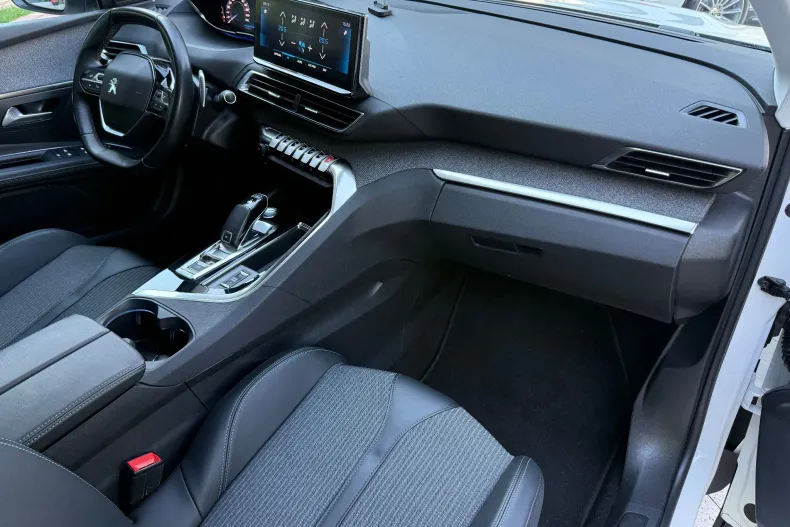 Peugeot 3008 din 2022 cu 142.000 km - oferta PEU232728 - foto 9