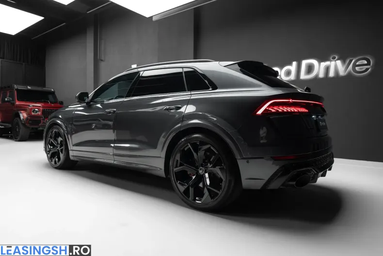 Audi RSQ8 din 2023 cu 6.200 km - oferta AUD232732 - foto 8