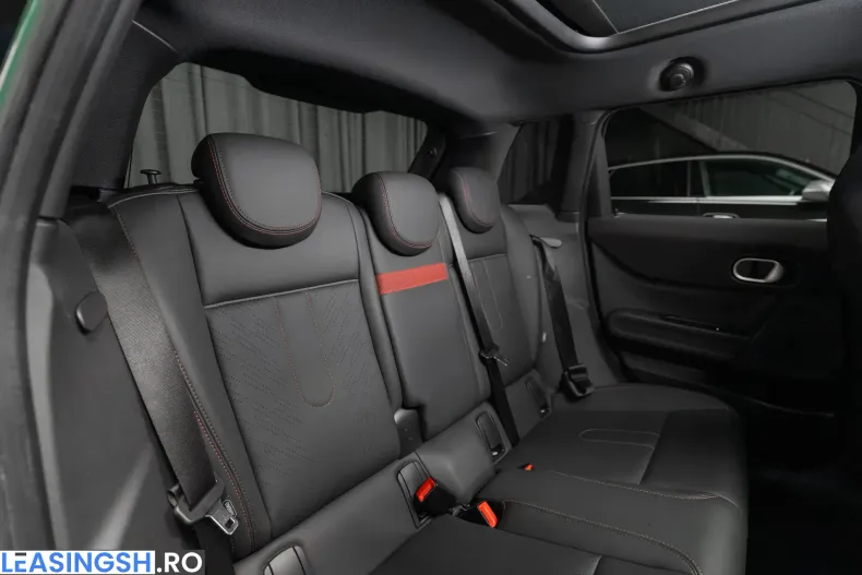 MINI Cooper S din 2024 cu 9.450 km - oferta MIN232733 - foto 28