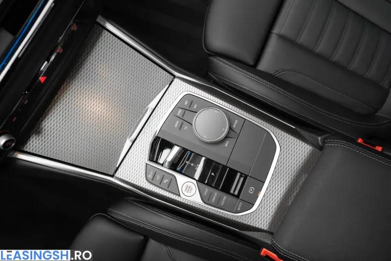 BMW 330d (Seria 3) din 2025 cu 20.660 km - oferta BMW232735 - foto 18