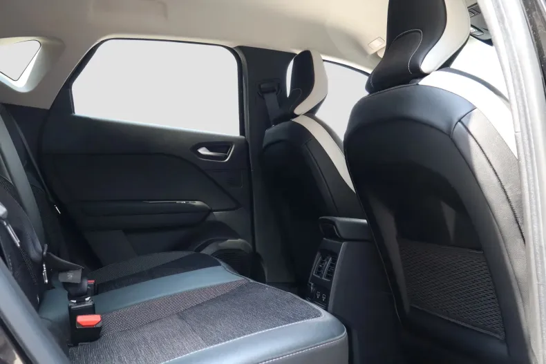 Renault Captur din 2023 cu 138.540 km - oferta REN232743 - foto 17