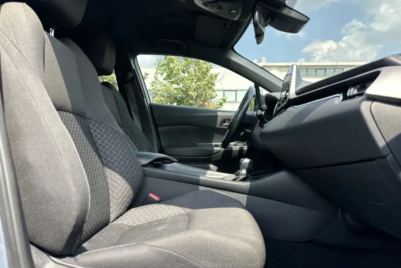 Toyota C-HR din 2022 cu 111.743 km - oferta TOY232745 - foto 11