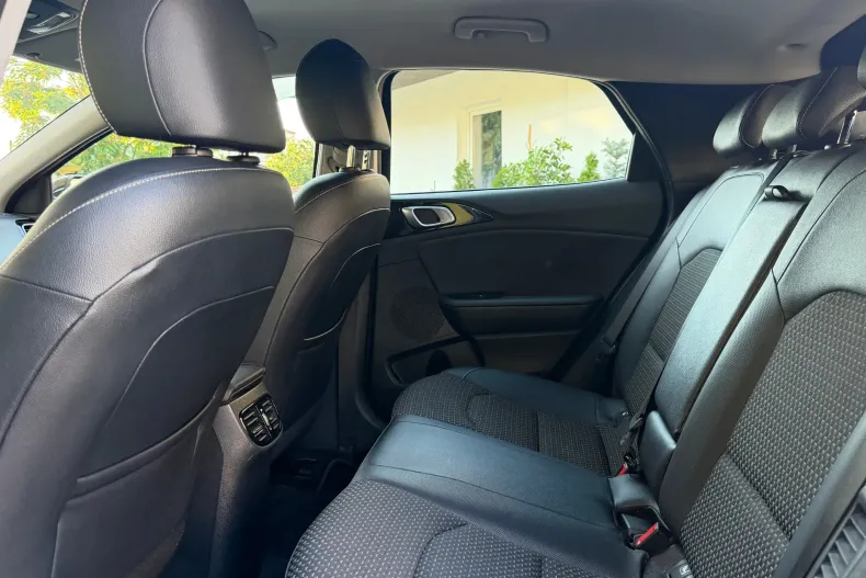Kia XCeed din 2021 cu 103.350 km - oferta KIA232748 - foto 11
